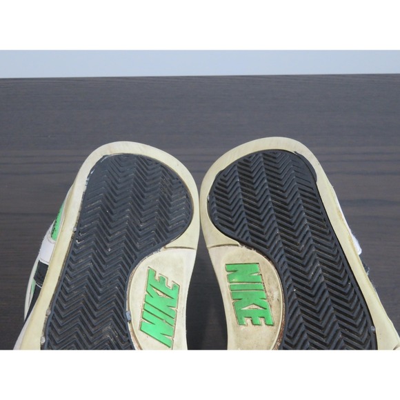 Nike Air Tech Challenge II Shoes Mens 8.5 White Green Tennis Sneakers 318408-100 - Picture 9 of 10